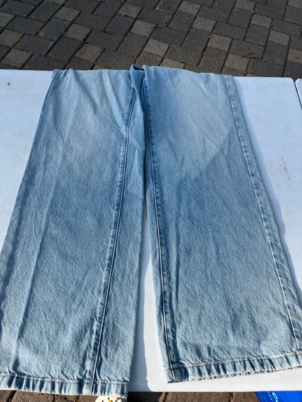 PacSun Light Wash Wide Leg Jeans - Picture 2 of 9